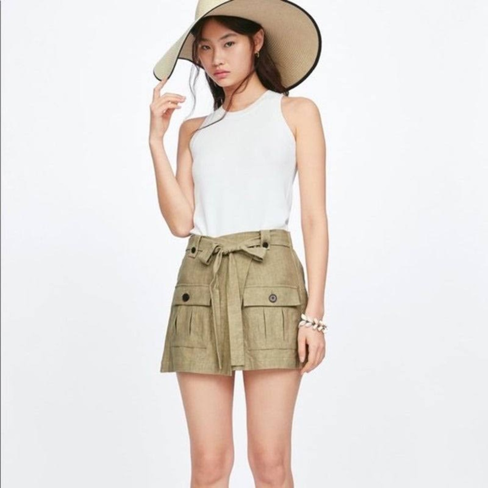 Zara The Utility Skort in Ground Tone